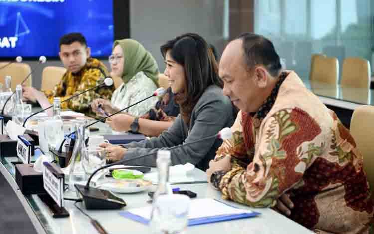 Pemerintah Instruksikan Penyediaan Internet 100 Mbps hingga Pelosok