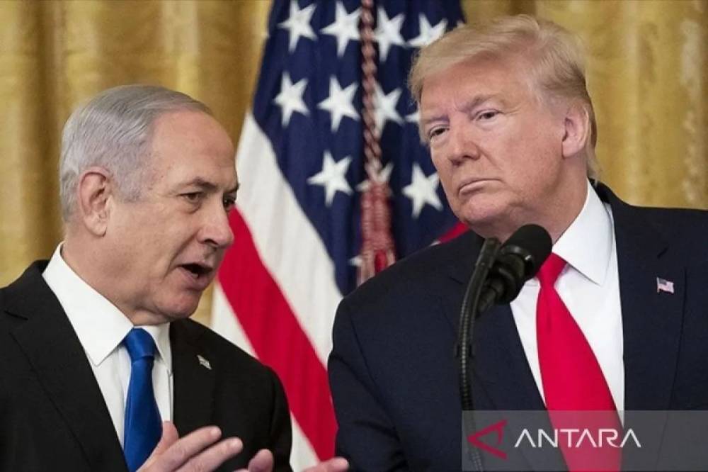 Trump Akui Tahu Serangan Israel, Larang Iran Punya Senjata Nuklir