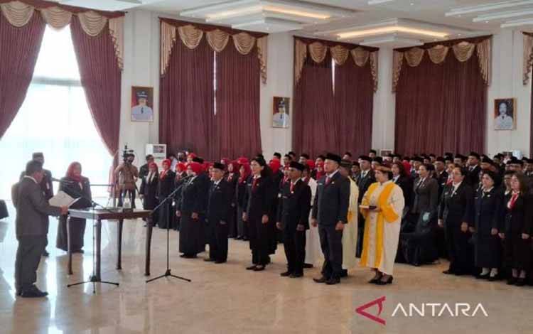 Bupati Kapuas Pantau 208 Kepsek dalam Tingkatkan Kualitas Pendidikan
