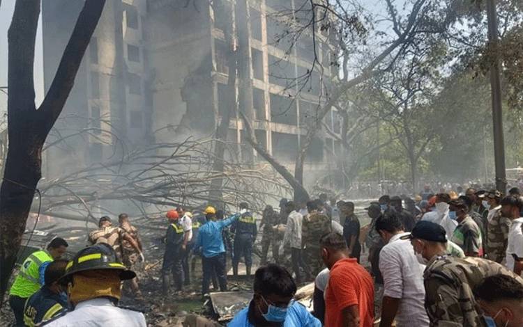 India Kaji Larangan Sementara Boeing 787-8 Usai Musibah di Ahmedabad