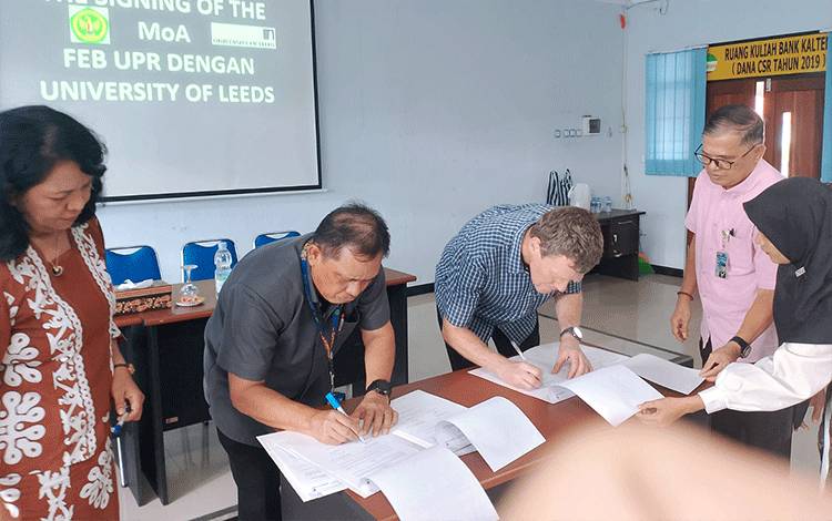 Universitas Palangka Raya Perkuat Kolaborasi Akademik dengan University of Leeds