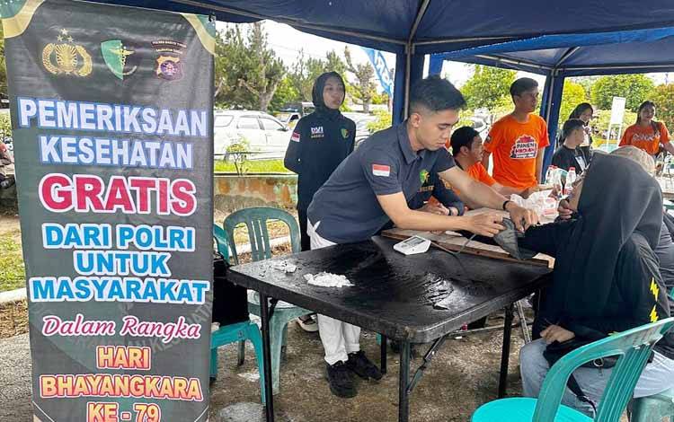 Polres Barito Timur Gelar Pemeriksaan Kesehatan Gratis untuk Warga