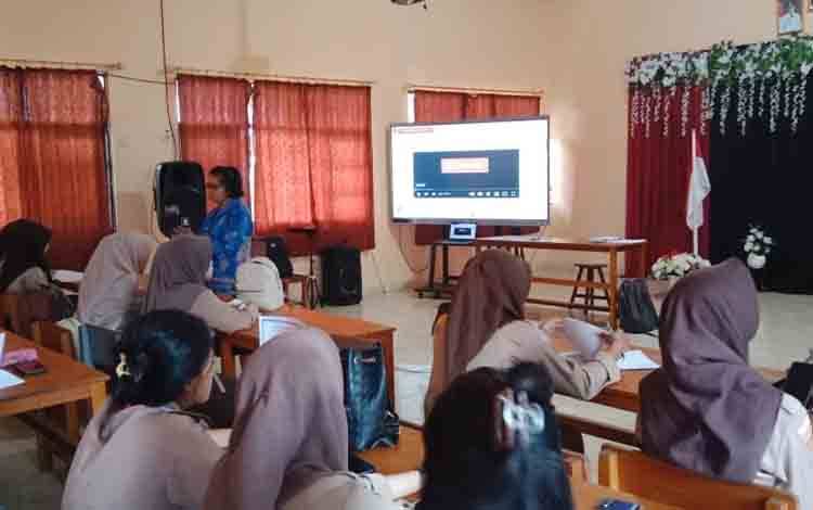 Program Digitalisasi Pemprov Kalteng Dirasakan Langsung SMKN 1 Raren Batuah