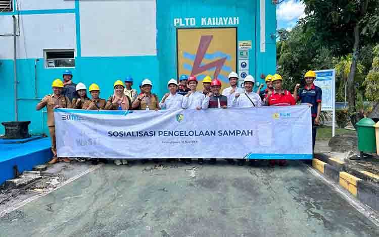 DLH Palangka Raya Sosialisasikan Pengelolaan Sampah ke PLN PLTD Kahayan