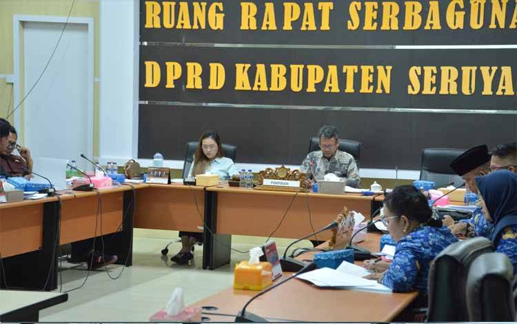 DPRD dan Pemkab Seruyan Bahas Raperda Penyelenggaraan Perpustakaan