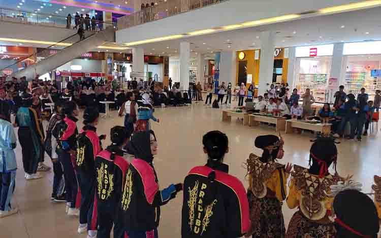Dispora Kotim Gelar Lomba Senam, Dorong Gaya Hidup Sehat Pelajar