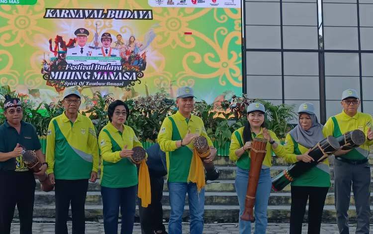 Festival Budaya Mihing Manasa Gunung Mas Upaya Memelihara Seni Budaya Daerah