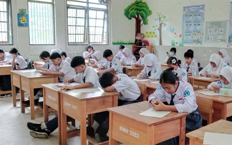 Dewan Dorong Relevansi Kurikulum SMP dengan Perkembangan Zaman