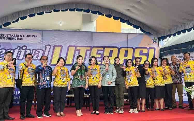 Festival Literasi Gunung Mas Sebagai Upaya Meningkatkan Minat Baca