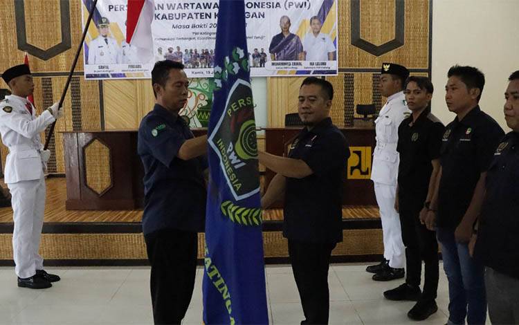 Suandi Trismayadi Kembali Nakhodai PWI Katingan Periode 2025-2028