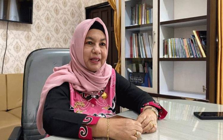 Kepala BPPRD Kota Palangka Raya, Emi Abriyani. (FOTO: IST)