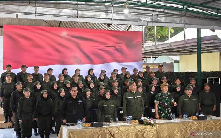 Wamensos Tegaskan Sekolah Rakyat Bukan Pendidikan Bergaya Militer