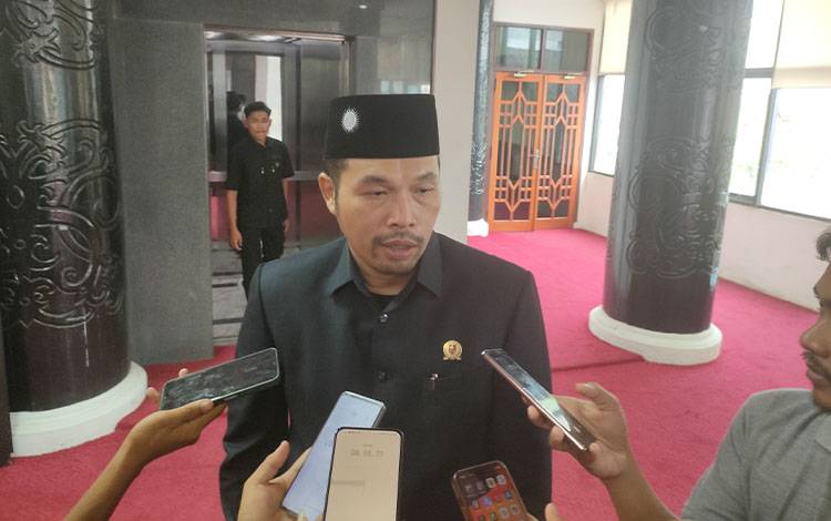 Komisi III DPRD Kalteng Dukung Penuh Komitmen Pemprov Wujudkan Pendidikan Gratis
