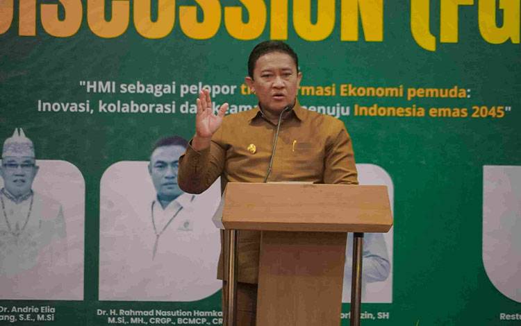 Wagub Kalteng H. Edy Pratowo sampaikan sambutan. (FOTO: RZD)