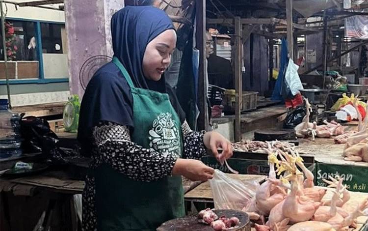 Dewan Minta Pemkot Palangka Raya Pantau Harga Ayam di Pasar, Waspadai Dampak Fluktuasi terhadap Daya Beli