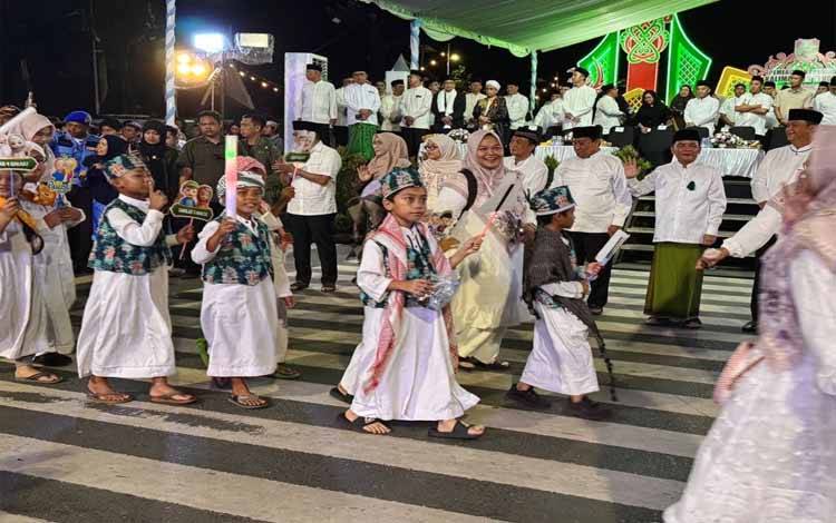 Meriah, Pawai Muharram 1447 H Jadi Simbol Huma Betang di Palangka Raya