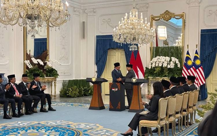 PM Anwar Ingin Perdamaian Tak Hanya Iran-Israel Tapi Juga Timur Tengah