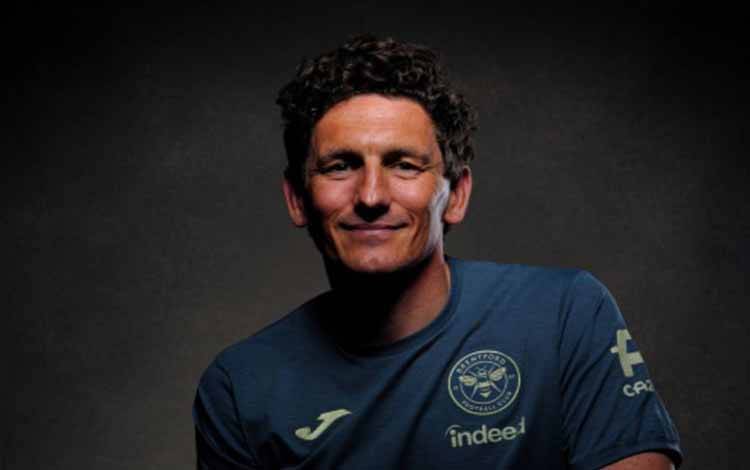 Brentford Resmi Tunjuk Keith Andrews sebagai Pelatih Kepala Baru