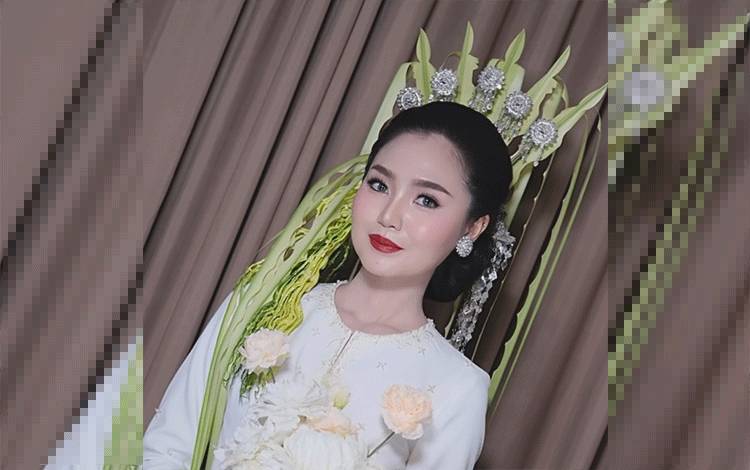 Anggota DPRD Palangka Raya Debora Lesa Gelar Pernikahan Adat Dayak Ngaju, Demi Angkat Kembali Budaya Lokal