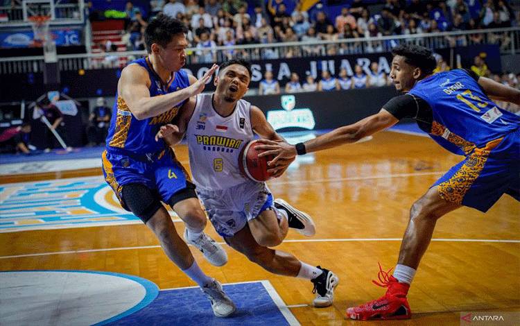 Satria Muda ke Semifinal IBL 2025 Setelah Kalahkan Prawira