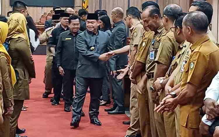 Dukung Raperda Inisiatif DPRD, Bupati Kotim Instruksikan Pengurangan Perizinan Minimarket