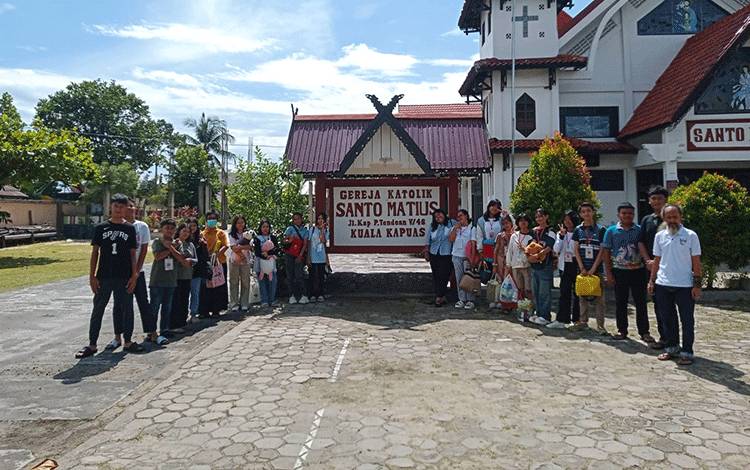Misdinar Paroki Santo Matius Kapuas Ikuti TTM se-Keuskupan Palangka Raya