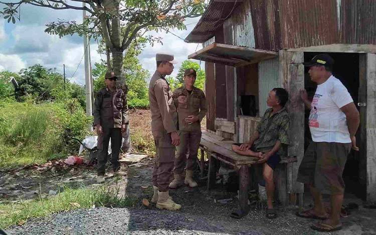 TRC Satpol PP Kalteng Edukasi Warga Bahaya Karhutla di Wilayah Rawan