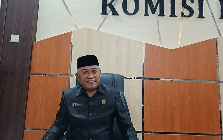 Akhyannoor Dorong Perbaikan Jalan Pertanian dan Akses Pendidikan di Dapil III