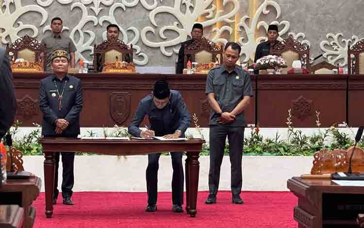 DPRD Kalteng dan Pemprov Sepakati Perubahan APBD 2025, Fokus Efisiensi dan Prioritas Program