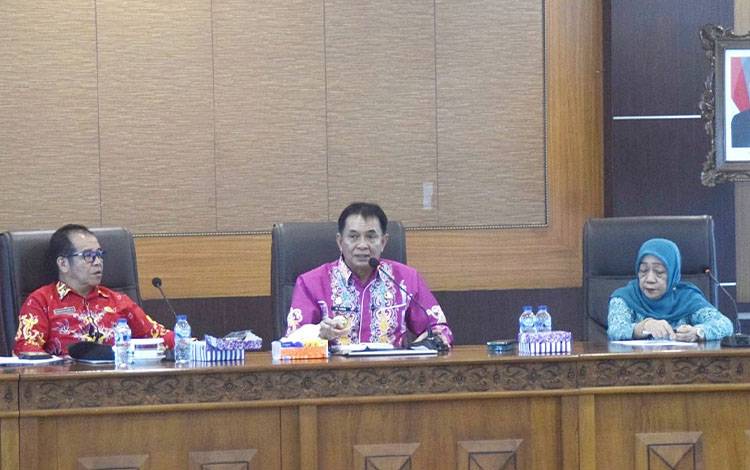 Rapat persiapan pelaksanaan HUT ke-80 Kemerdekaan Republik Indonesia dan Hari Jadi ke-23 Kabupaten Barito Timur, Kamis, 3 Juli 2025. (FOTO: MMC BARTIM)