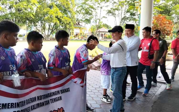 Sekda Kobar Lepas Tim SSB ANKI U-11 ke Ajang SEAFT 2025 di Jakarta: Harapan untuk Generasi Emas