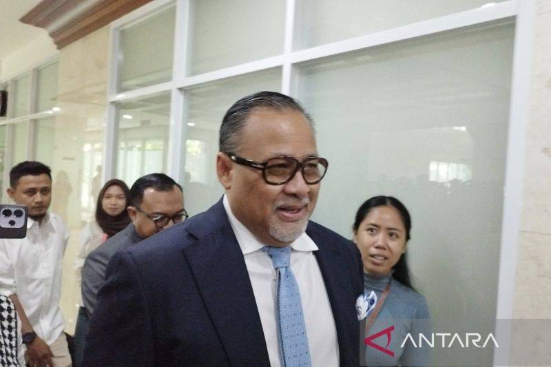 Sosok Calon Dubes pada Hari Kedua: Iman Kusumo hingga Andi Rachmianto