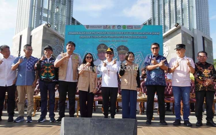 Mahasiswa KKN UPR Diminta Sosialisasikan Program Kartu Huma Betang Sejahtera