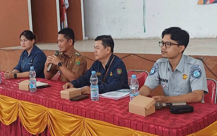 Sosialisasi Pajak dan Layanan Samsat Keliling di Dusun Tengah Disambut Antusias Warga