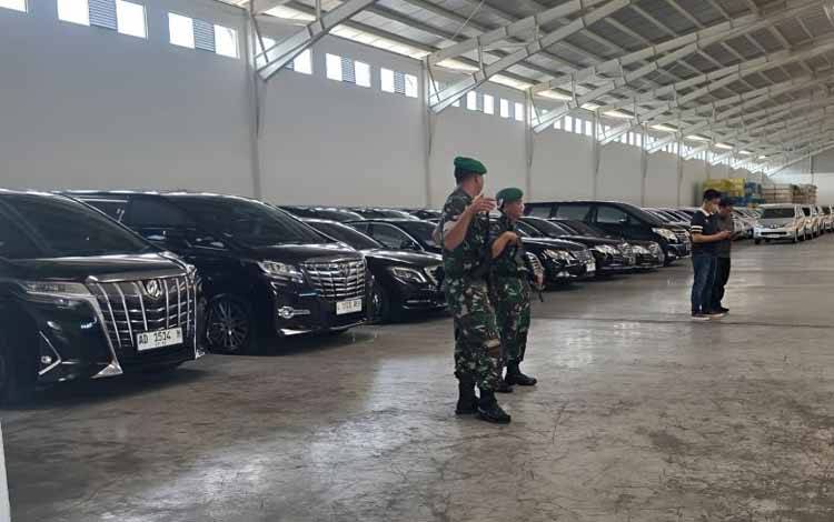 Kejagung Sita 72 Mobil dari Gedung Sritex