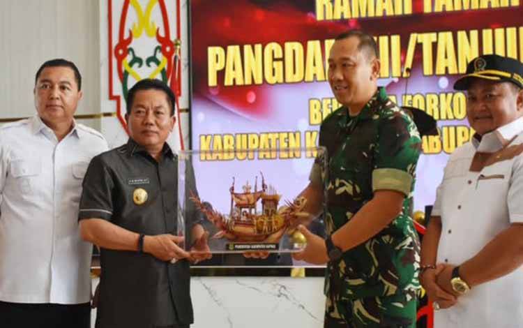 Pemkab Kapuas Sambut Kedatangan Pangdam Tanjungpura