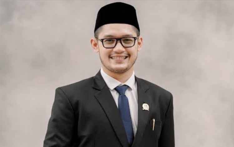 Sekretaris Komisi III DPRD Kalteng Dukung Bebaskan Biaya Seragam Sekolah untuk Siswa Baru