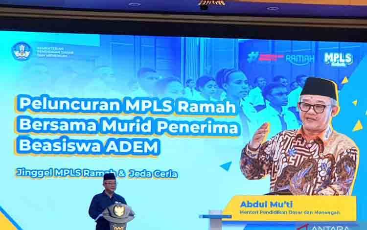 Mendikdasmen Tegaskan MPLS Bukan Ajang Perpeloncoan Senioritas