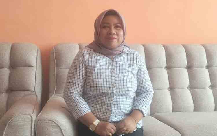 Ida Safitri: Dirjen PSP Kementan Turun Langsung ke Barito Selatan Serahkan Alsintan