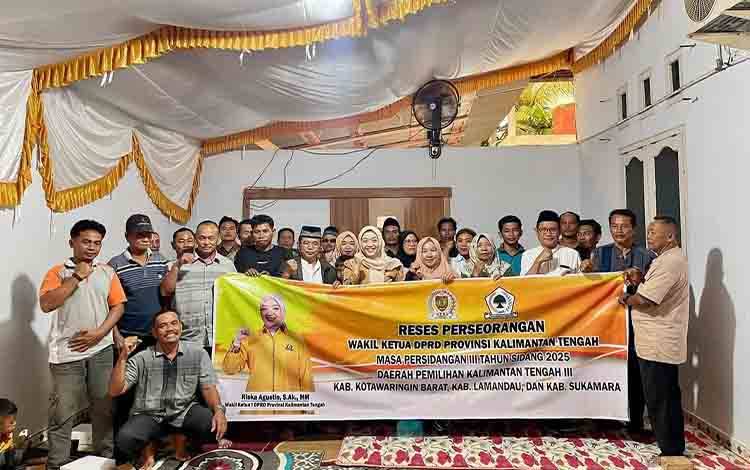 Wakil Ketua I DPRD Kalteng Dengarkan Aspirasi Masyarakat Karang Mulya
