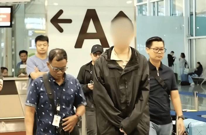 Ditjen Imigrasi Deportasi Buron China Diduga Penipuan Rp28,5 miliar