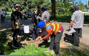 Pembangunan Penerangan Jalan Umum Ditargetkan Selesai Tepat Waktu
