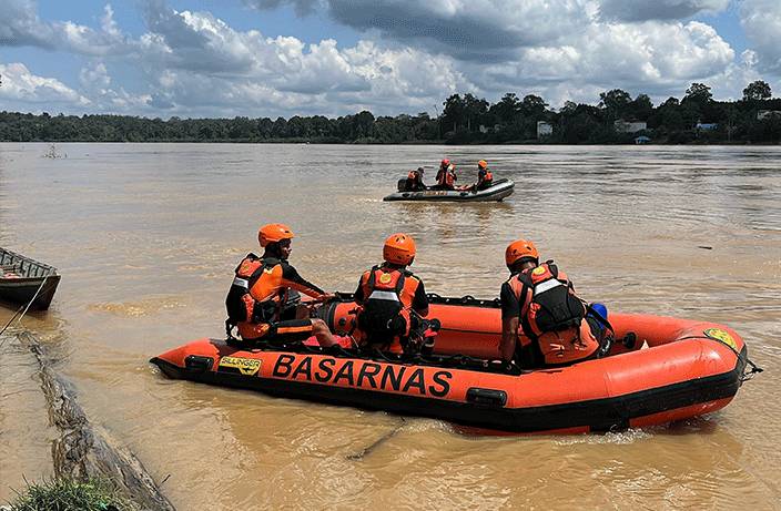 Pencarian Korban Kecelakaan Kapal di Sungai Barito Dihentikan