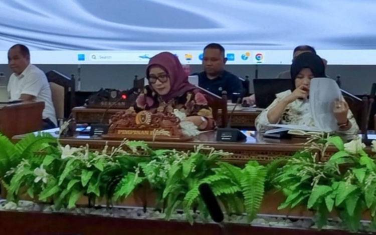 DPRD Kalteng dan Pemprov Bahas Raperda Pengelolaan Pertambangan Mineral