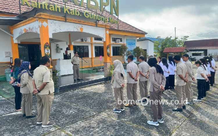 Situasi ketika Kantor Pertanahan Gunung Mas gelar apel, Selasa, 15 Juli 2025. (FOTO: IST)