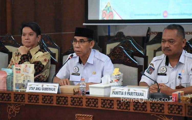 Staf Ahli Gubernur Kalimantan Tengah Bidang Pemasyarakatan dan Sumber Daya Manusia, Hamka, saat rangkaian seleksi kandidat Paritrana Award Provinsi Kalimantan Tengah Tahun 2025. (FOTO: SETDA KALTENG)