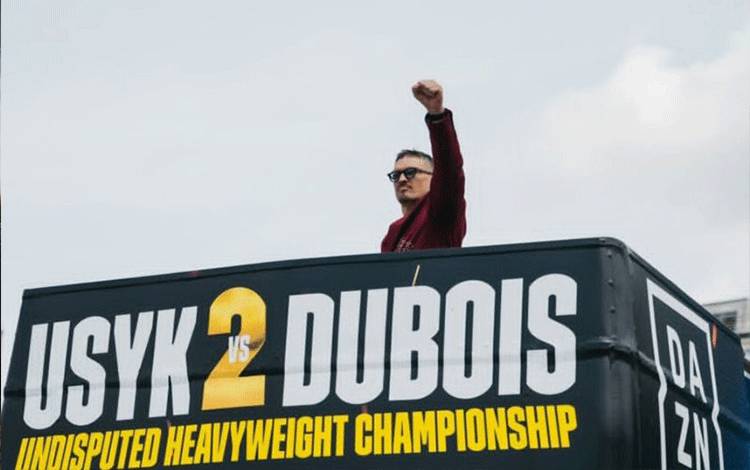 Usyk Sebut Perjuangannya Demi Negara dan Keluarga Jelang Lawan Dubois