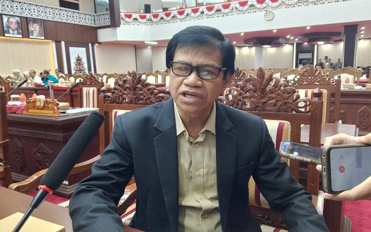DPRD Kalteng Minta Dinas Pendidikan Awasi SMK 6 Palangka Raya yang Minim Guru