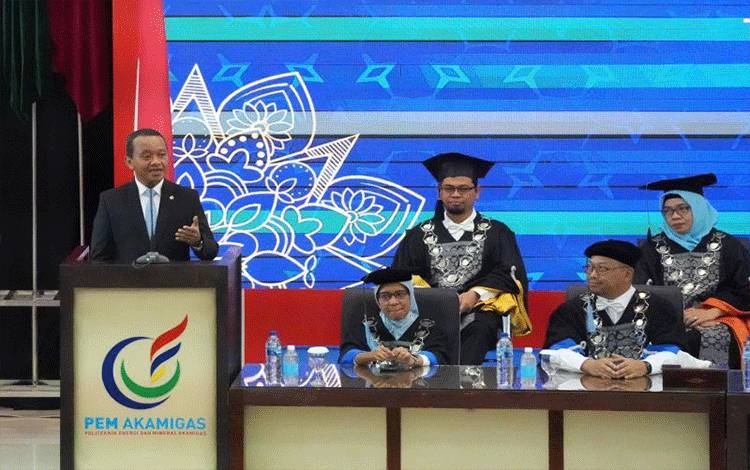 Menteri ESDM Tegaskan Pentingnya Anak Bangsa Kelola Migas Tanah Air