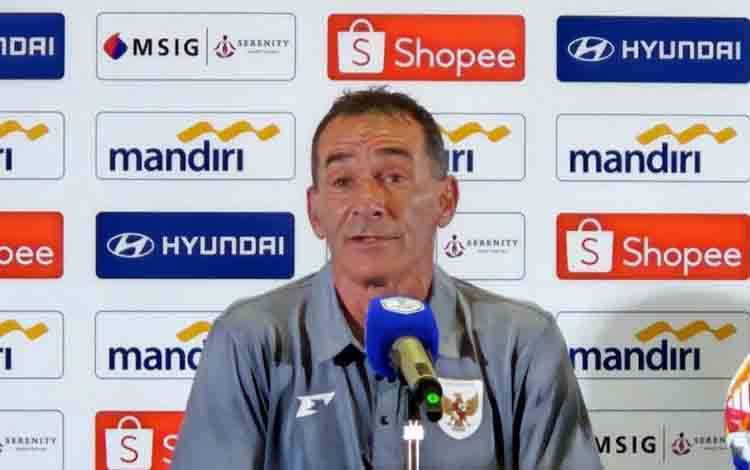 Vanenburg Sebut 11 Pemain Timnas Layak Menjadi Man of The Match